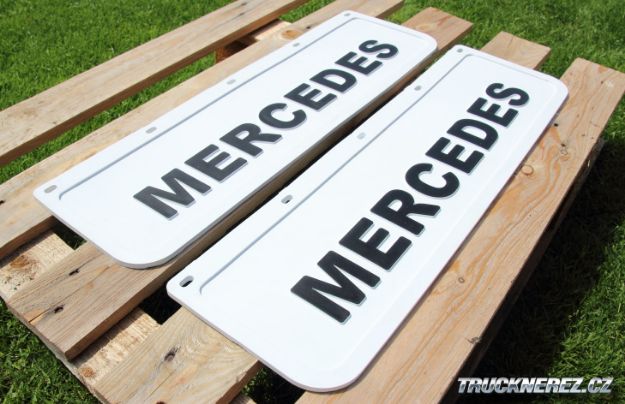 Obrázek Přední bílé zástěrky Mercedes Benz
