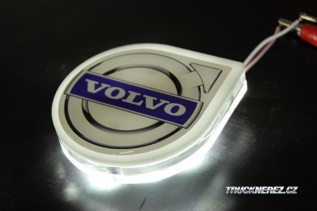 Obrázek Volvo svítící logo