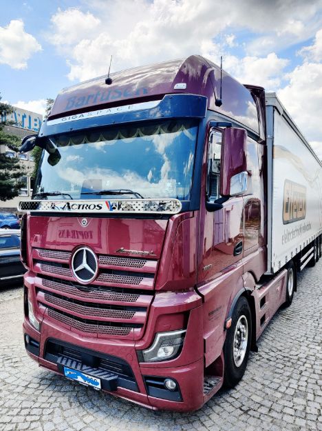 Obrázek Mříž před stěrače Actros MP4 MP5